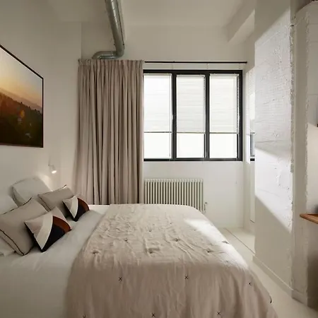 Daire Stylish Loft - 2br And 2ba